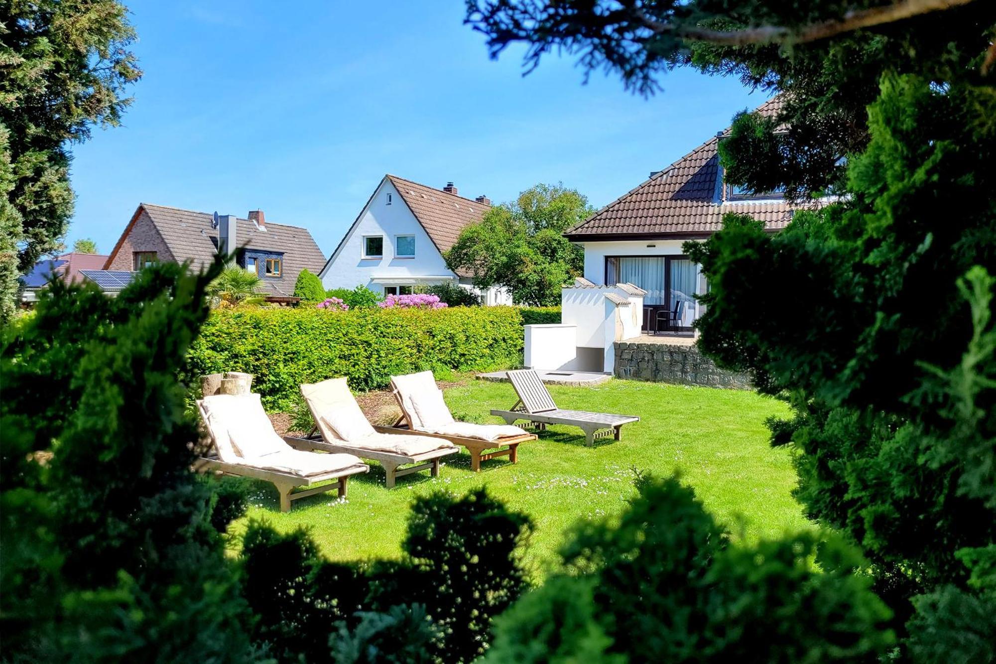 Moderne 1 Zimmer Ferienwohnung Im Landhaus Haffkrug Mit Terrasse, Gartenblick Und Parkplatz In Ruhiger Lage Шарбойц Экстерьер фото